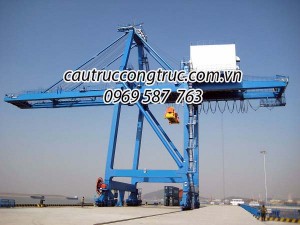 cầu trục cảng container 10T